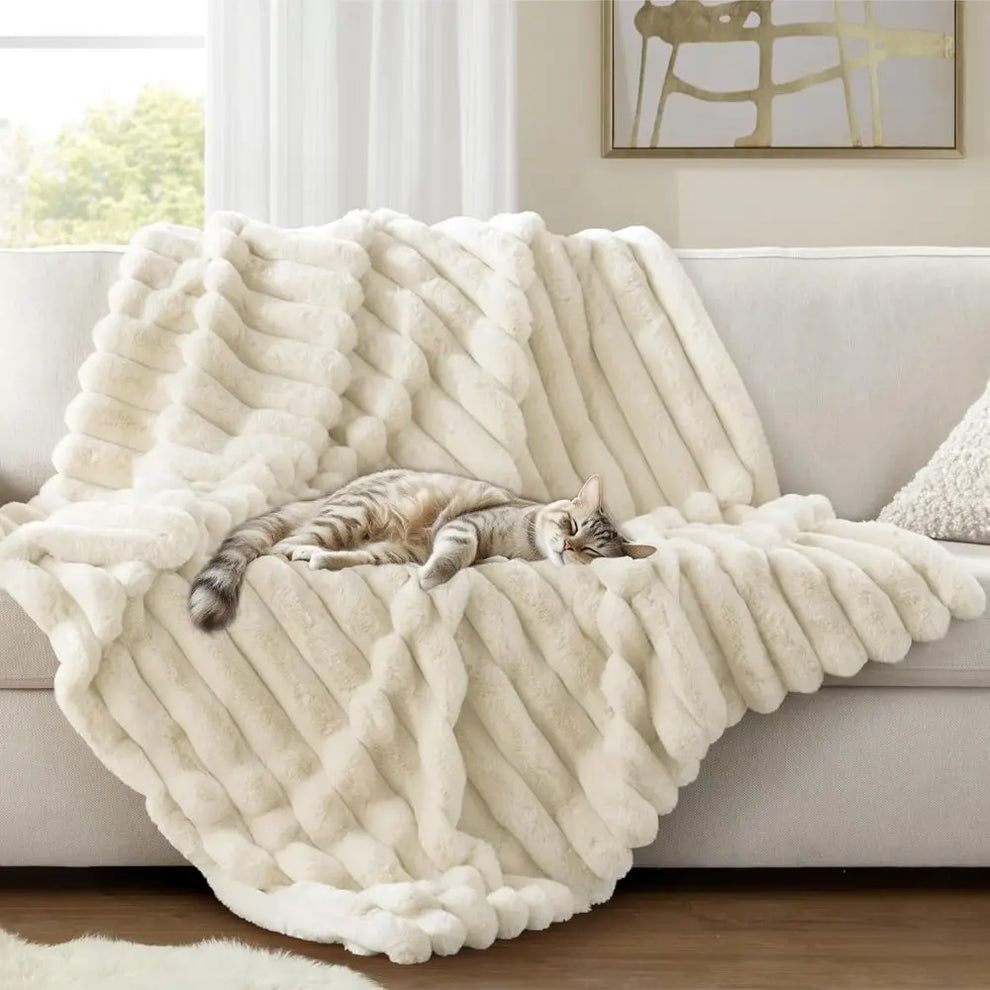 Tintedlooks™ Cozy Rabbit Fur Blanket